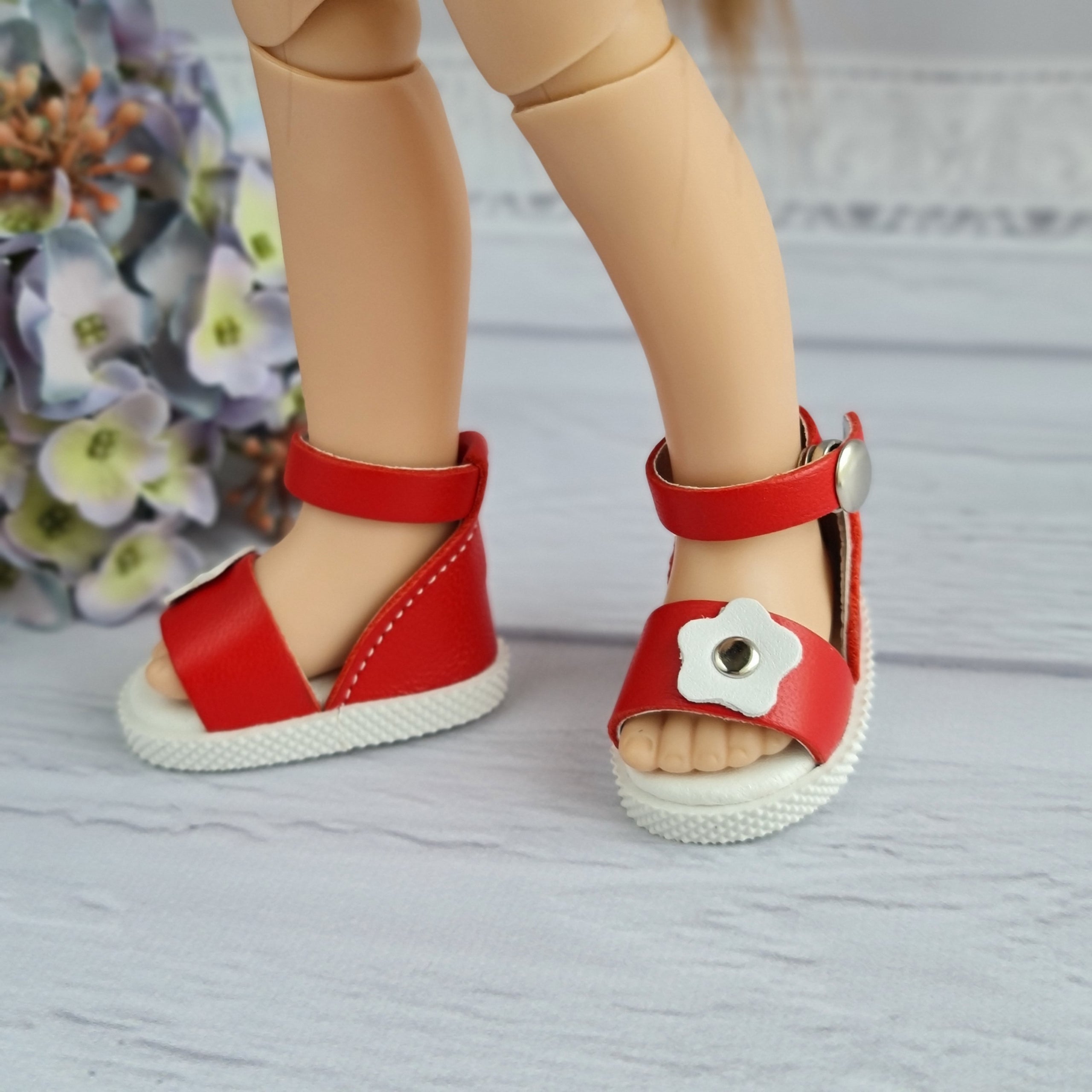 Paola Reina doll shoes. Shoes for Paola Reina Dolls.