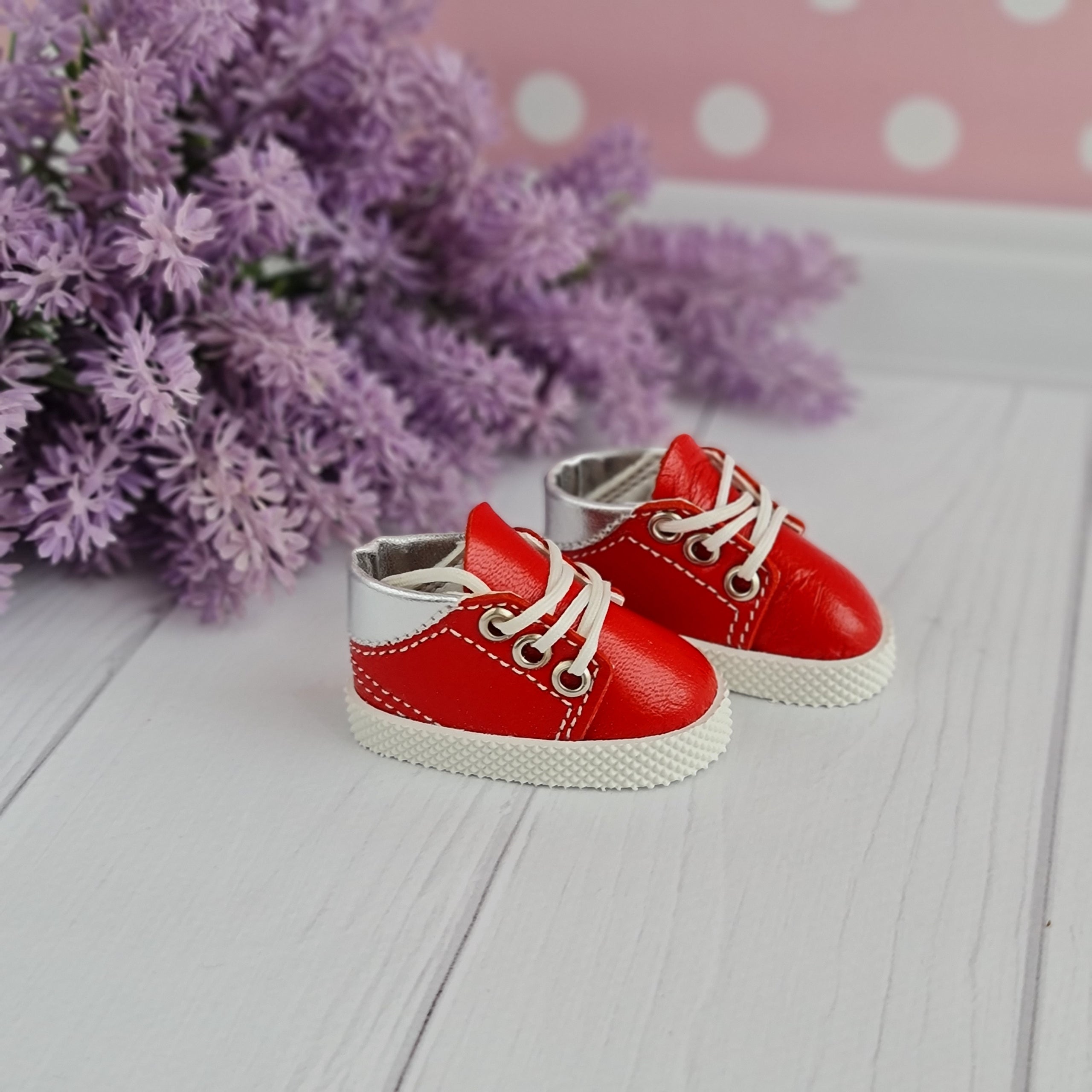 Ruby Red doll shoes. Shoes for Ruby Red Fashion Friends doll.