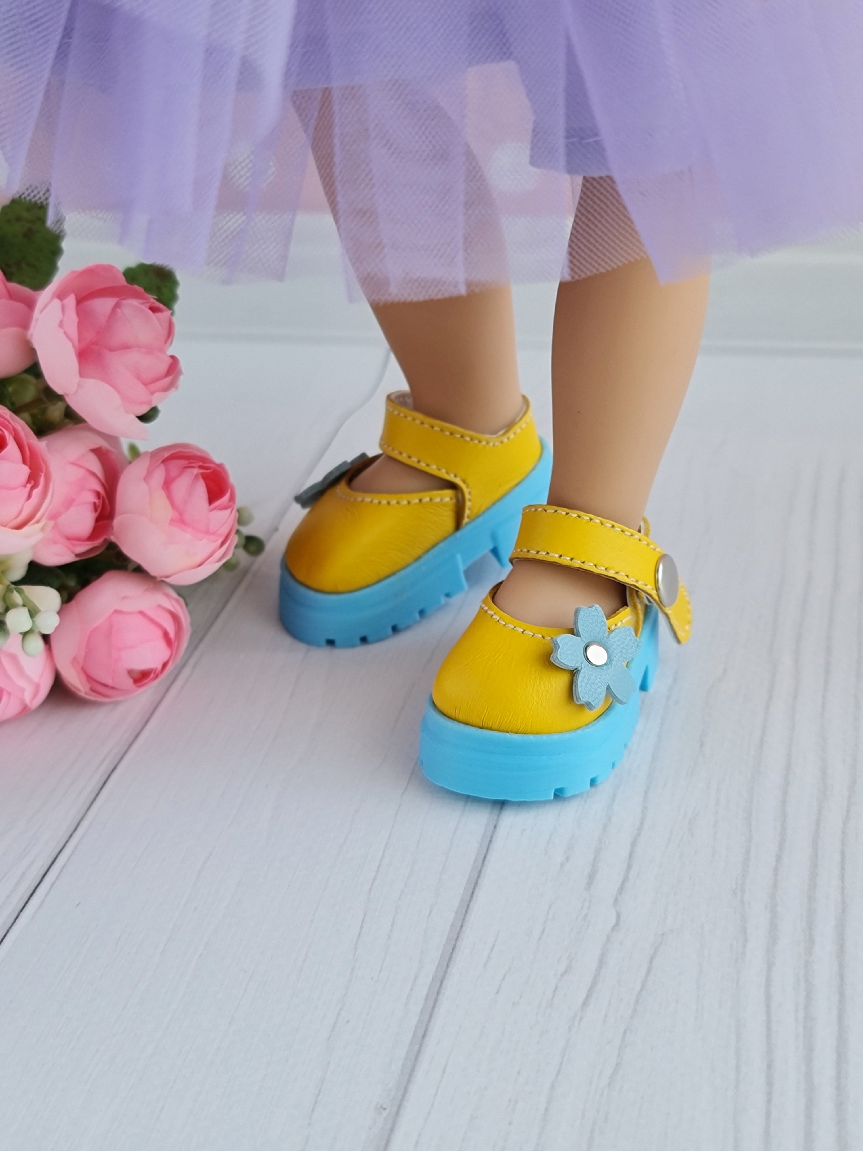 Gotz Little kidz doll shoes. 14 inch doll shoes.