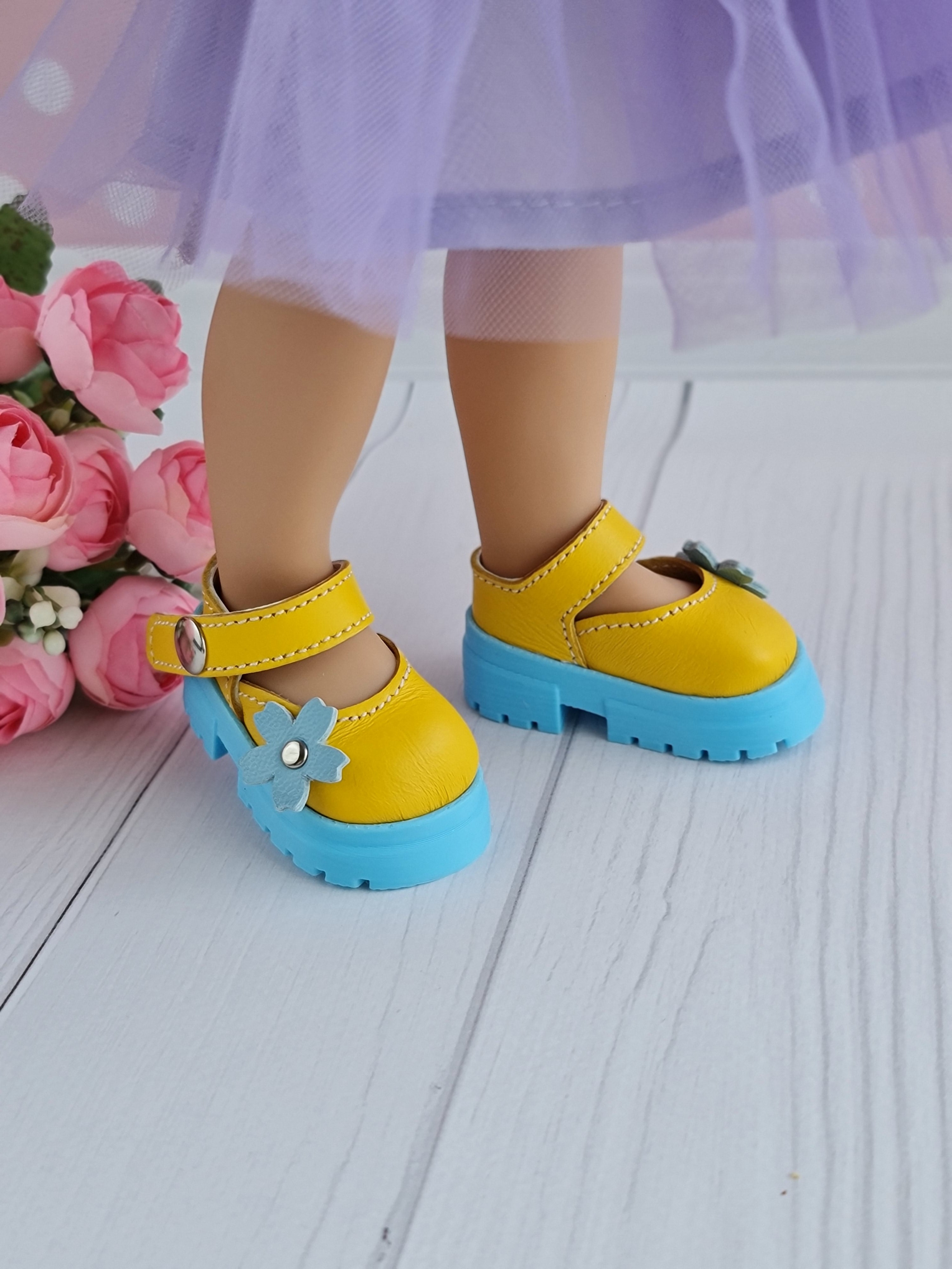 Gotz Little kidz doll shoes. 14 inch doll shoes.