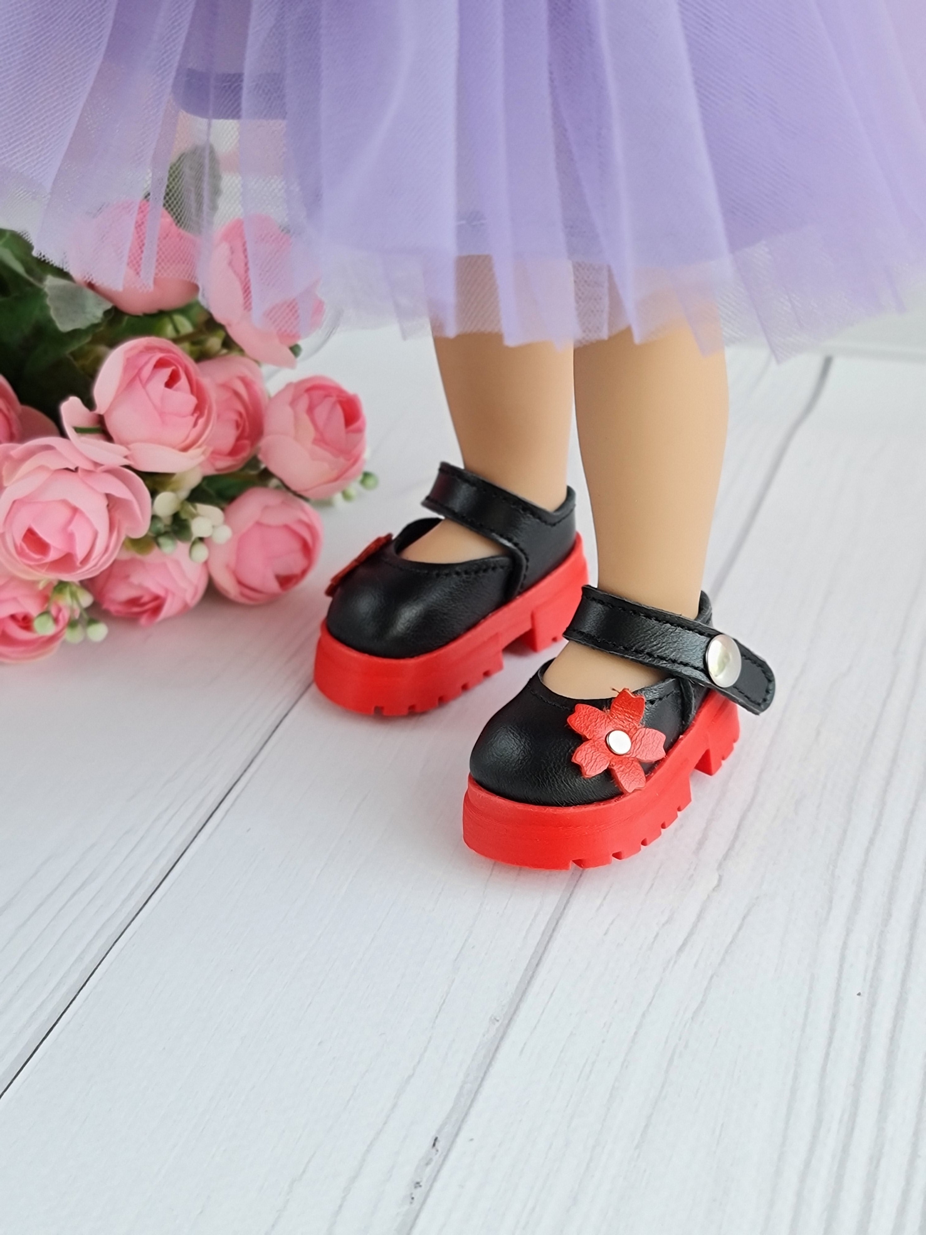 Gotz Little kidz doll shoes. 14 inch doll shoes.