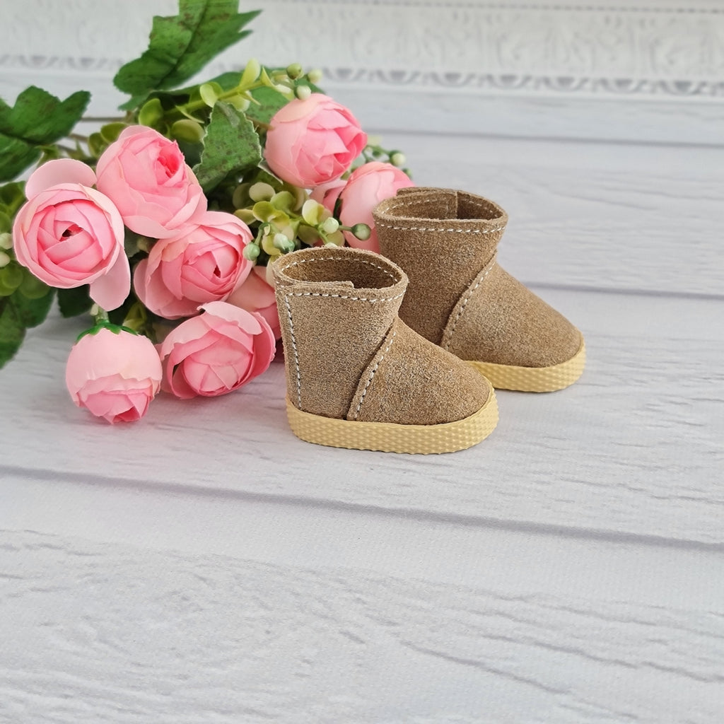 Paola Reina doll shoes. Shoes for Paola Reina Dolls.