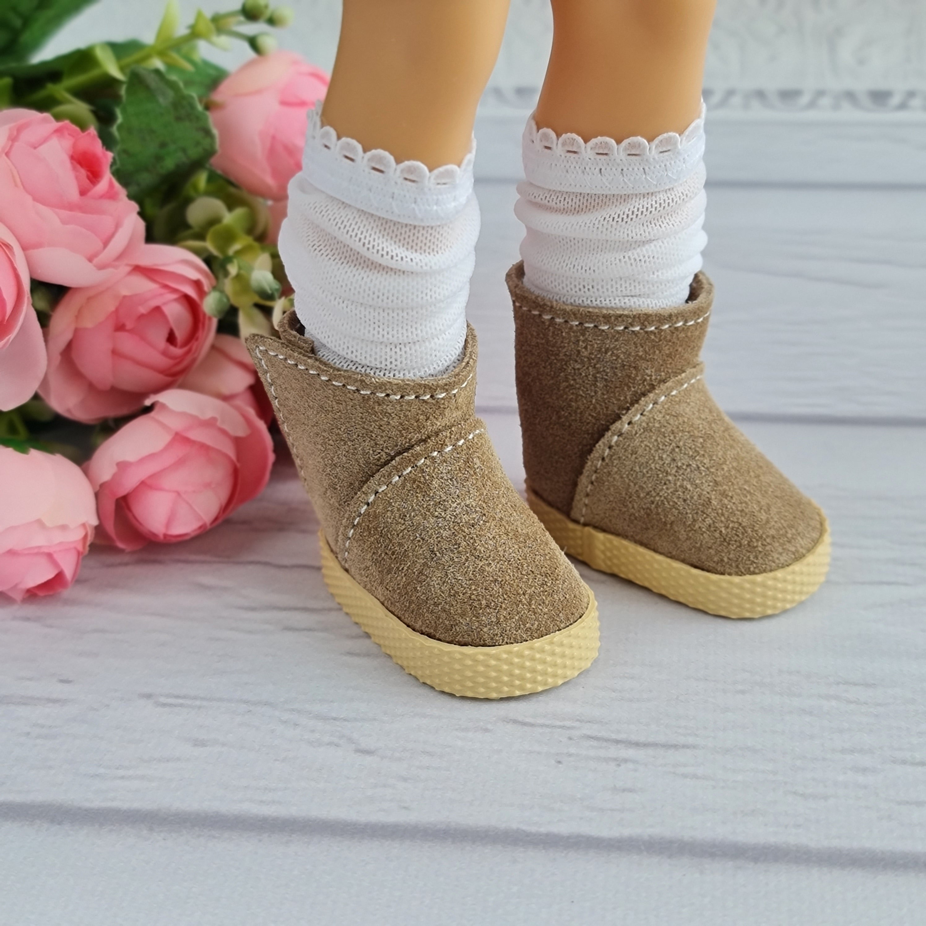 Paola Reina doll shoes. Shoes for Paola Reina Dolls.