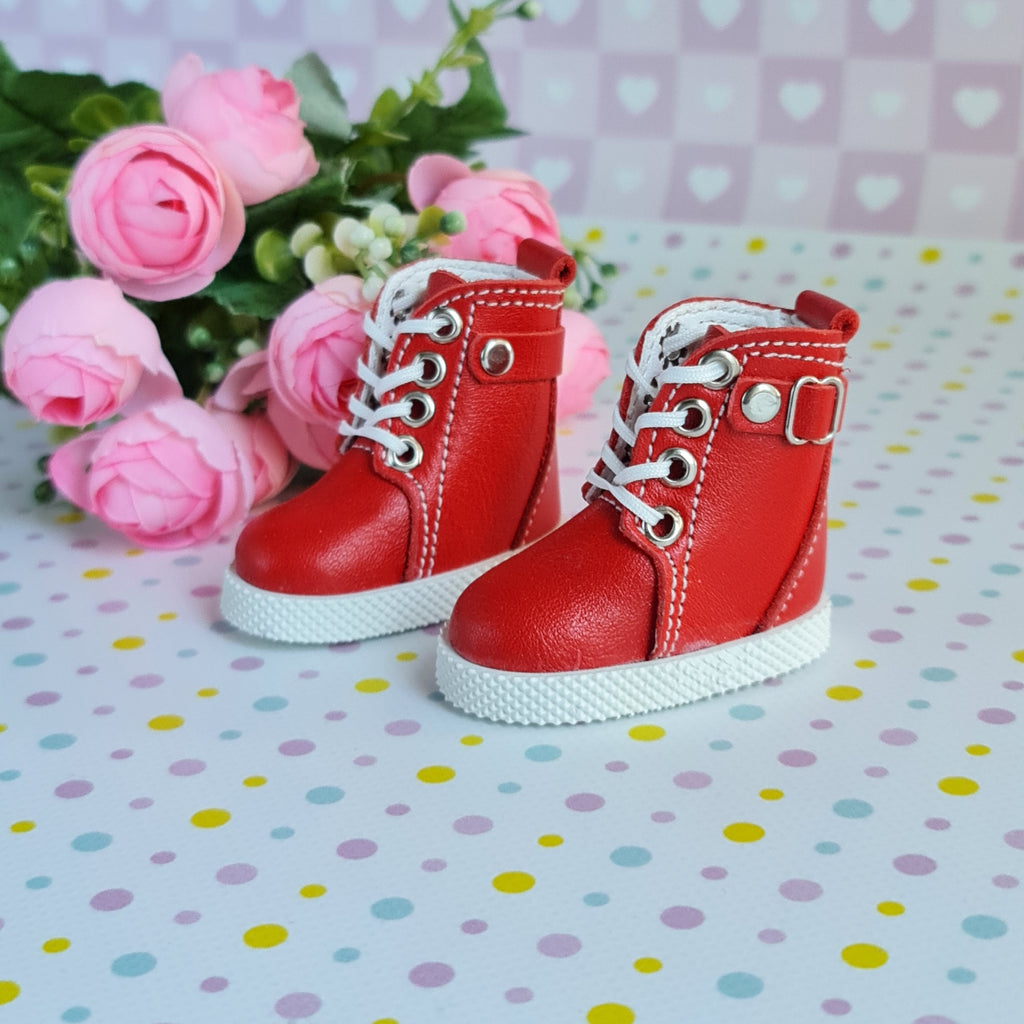 Ruby Red doll shoes. Shoes for Ruby Red Fashion Friends doll.