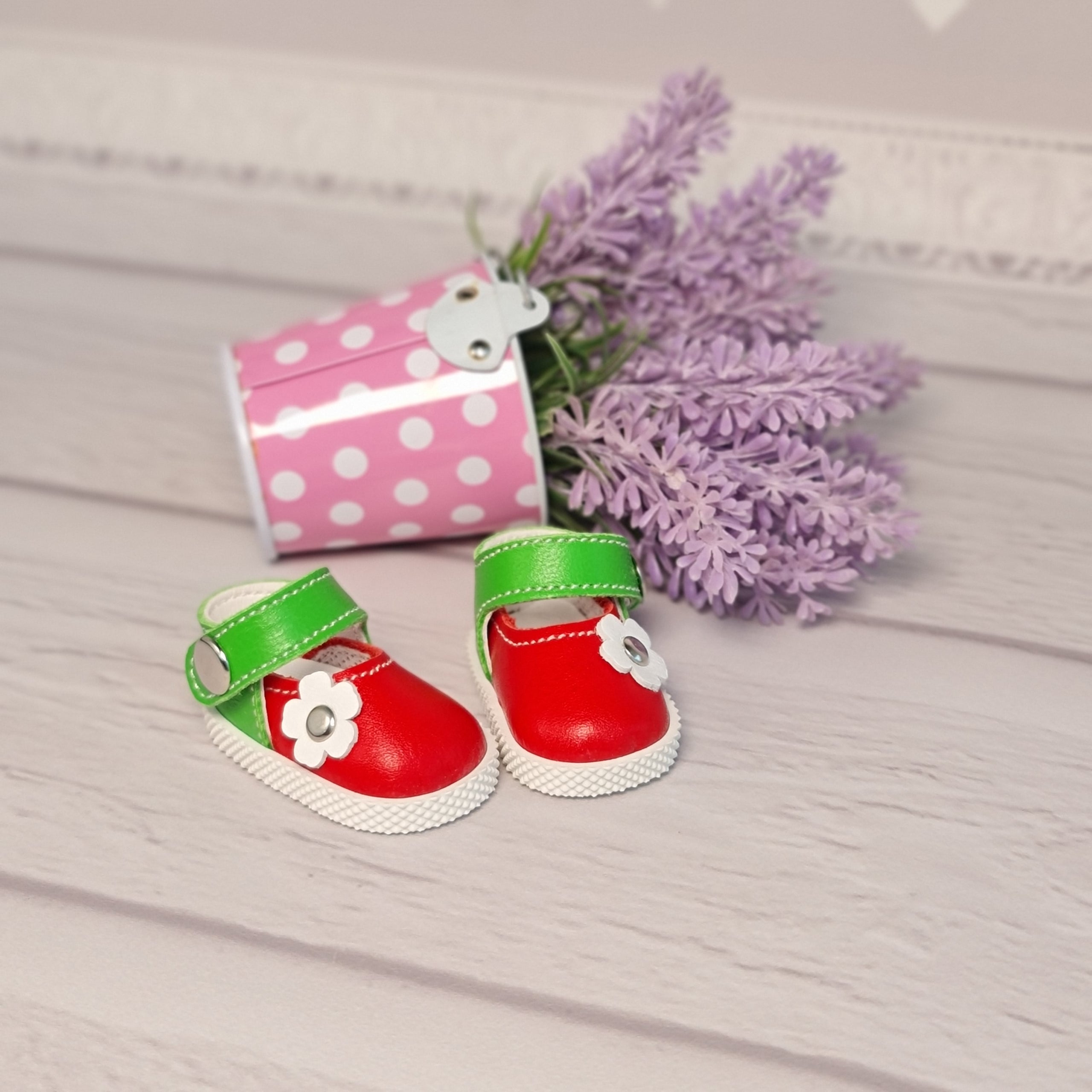 Ruby Red doll shoes. Shoes for Ruby Red Fashion Friends doll.
