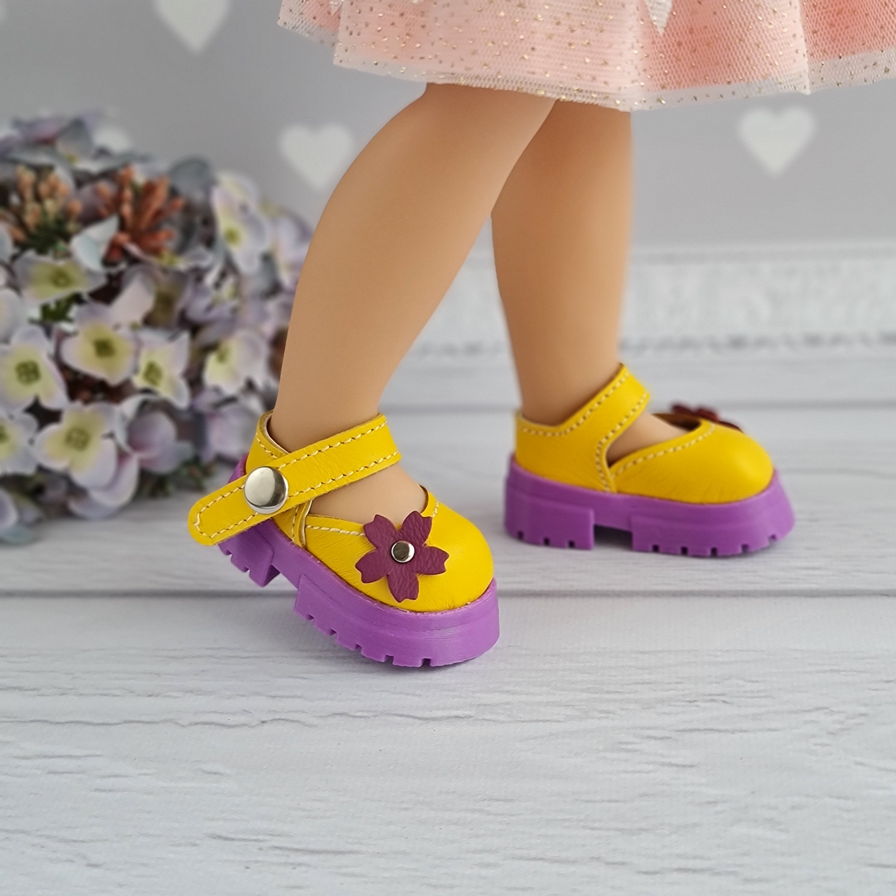 Gotz Little kidz doll shoes. 14 inch doll shoes.