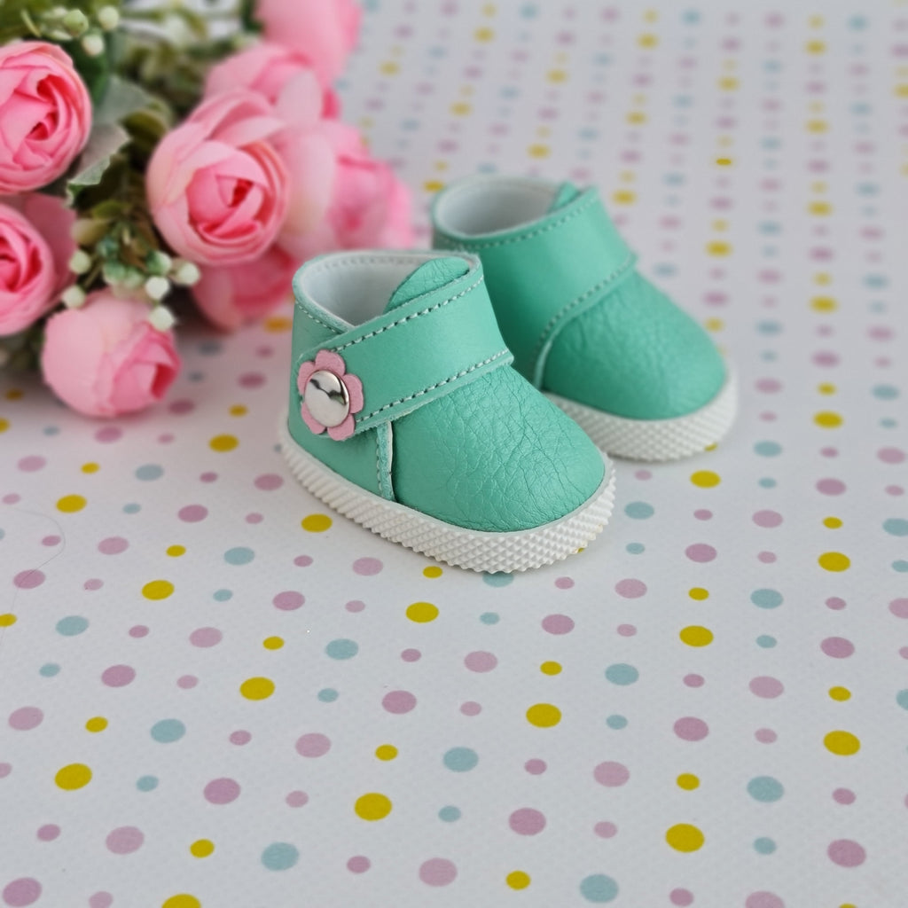 Shoes for Sasha Morgenthaler dolls. 16 inch.