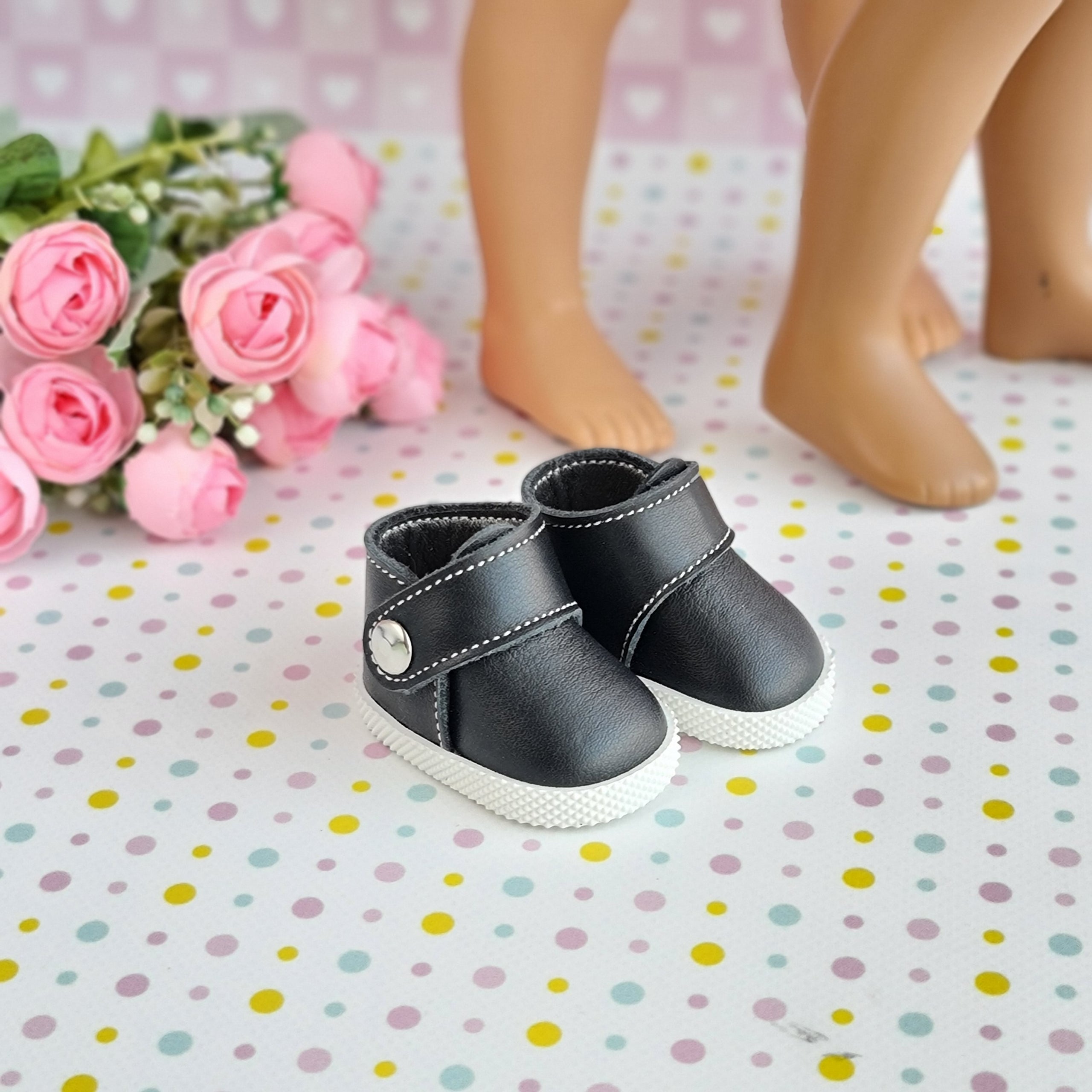 Shoes for Sasha Morgenthaler dolls. 16 inch.