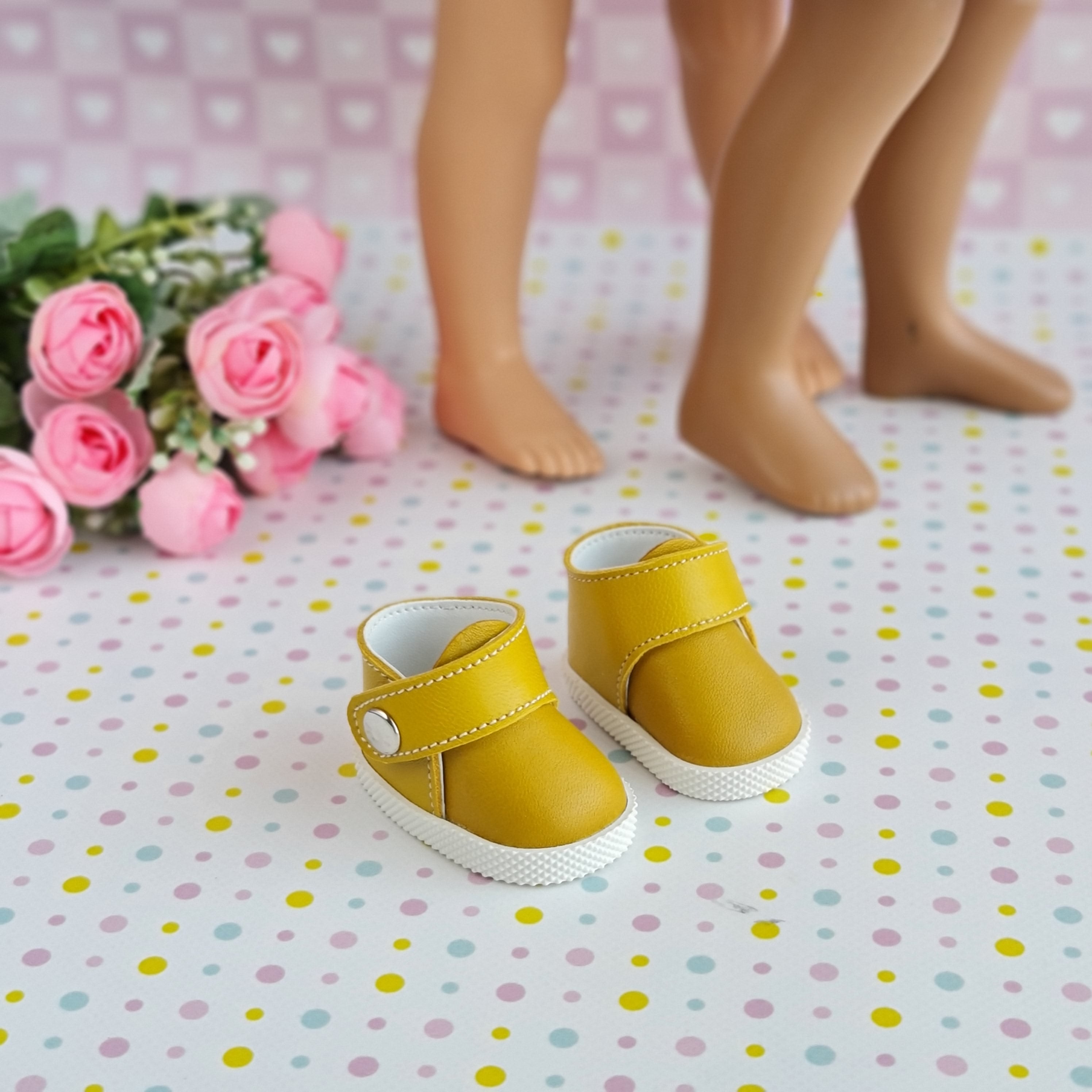 Shoes for Sasha Morgenthaler dolls. 16 inch.