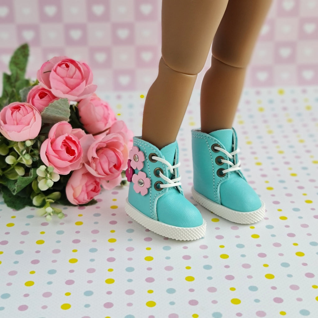 Ruby Red doll shoes. Shoes for Ruby Red Fashion Friends doll.