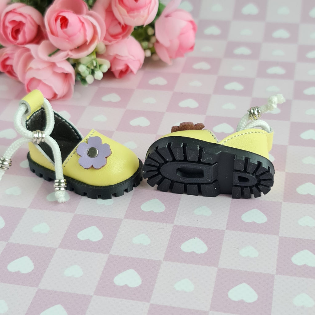 Ruby Red doll shoes. Shoes for Ruby Red Fashion Friends doll.