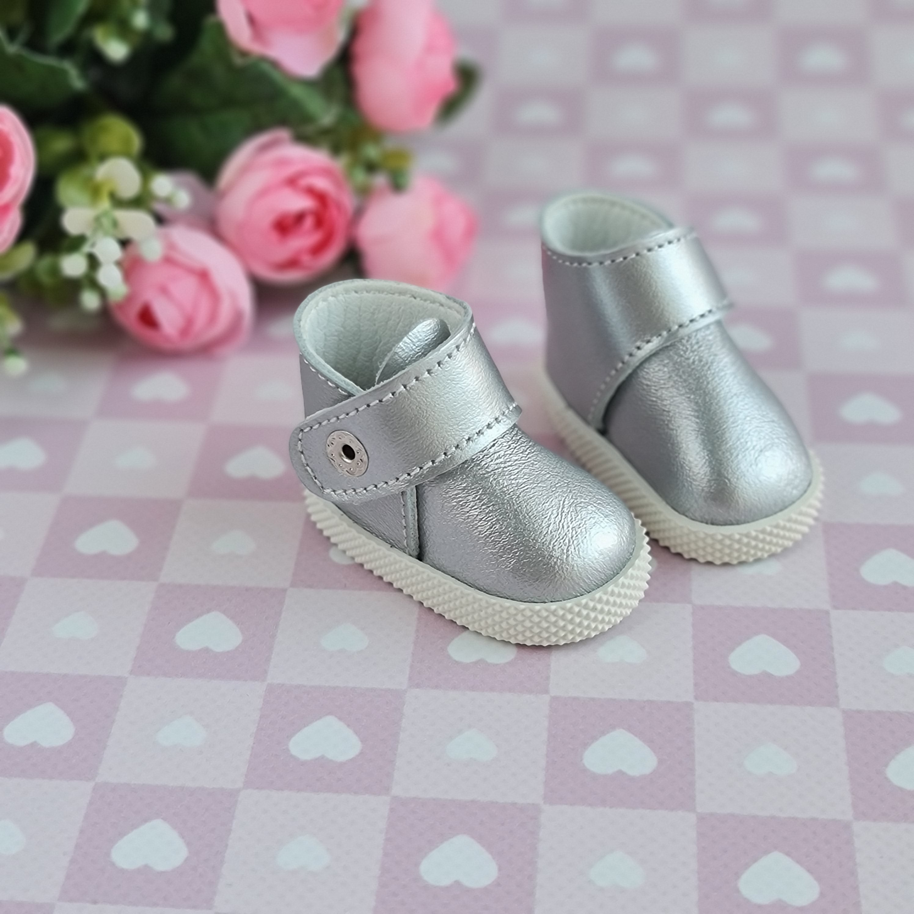 Gotz Little kidz doll shoes. 14 inch doll shoes.