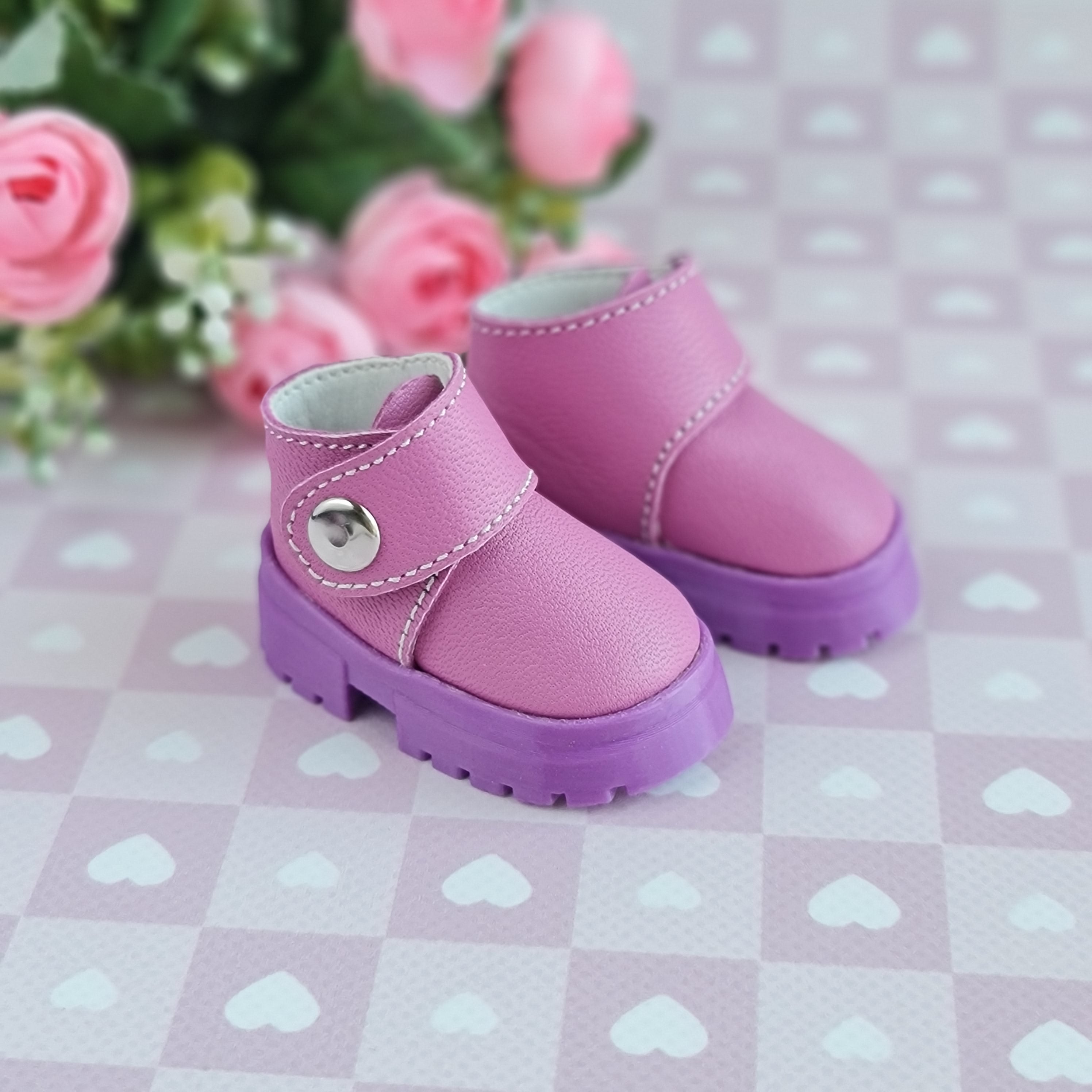 Gotz Little kidz doll shoes. 14 inch doll shoes.