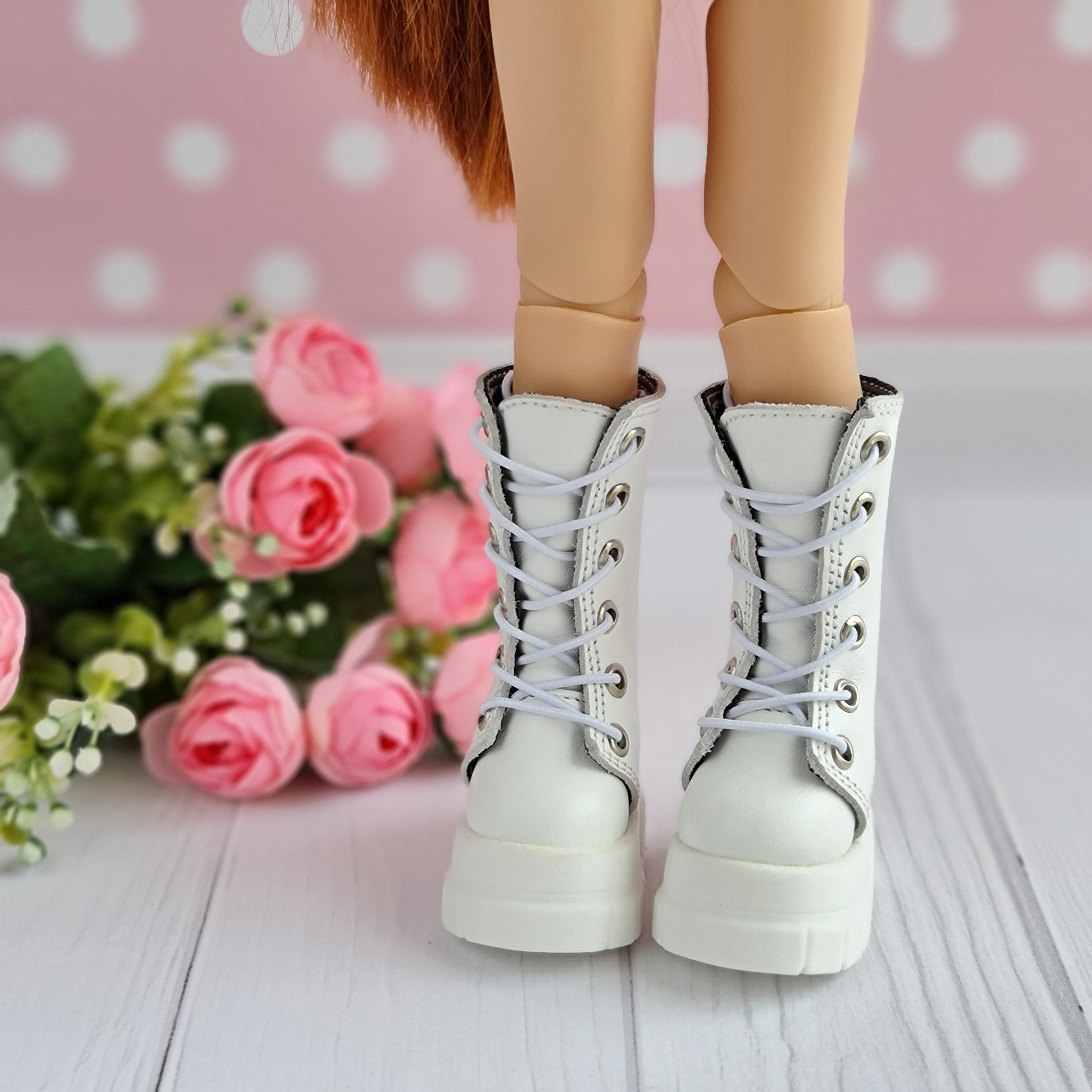 Paola Reina doll shoes. Shoes for Paola Reina Dolls.